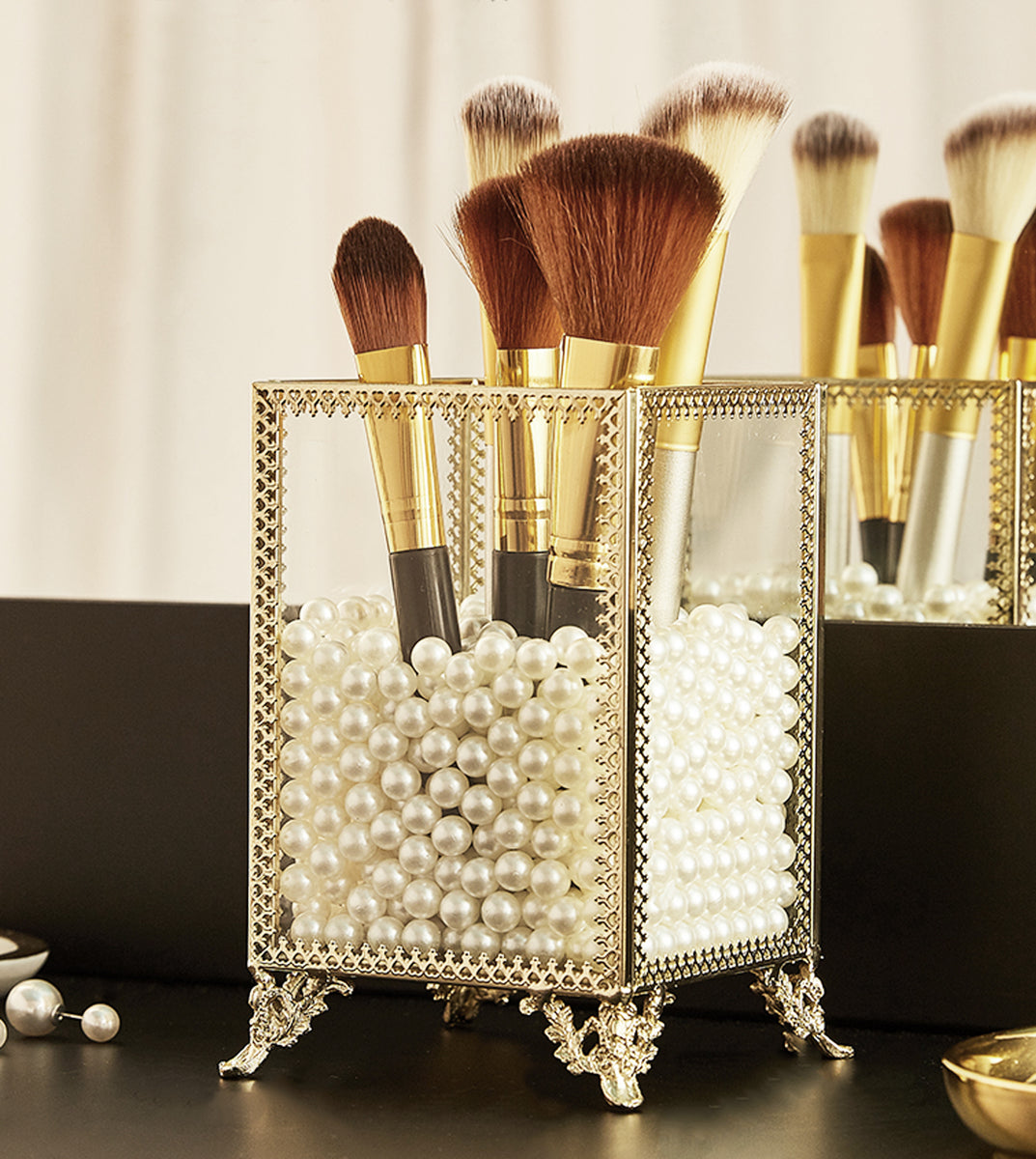 Elegant Glass Cosmetics Brush Holder with Pearls Silver