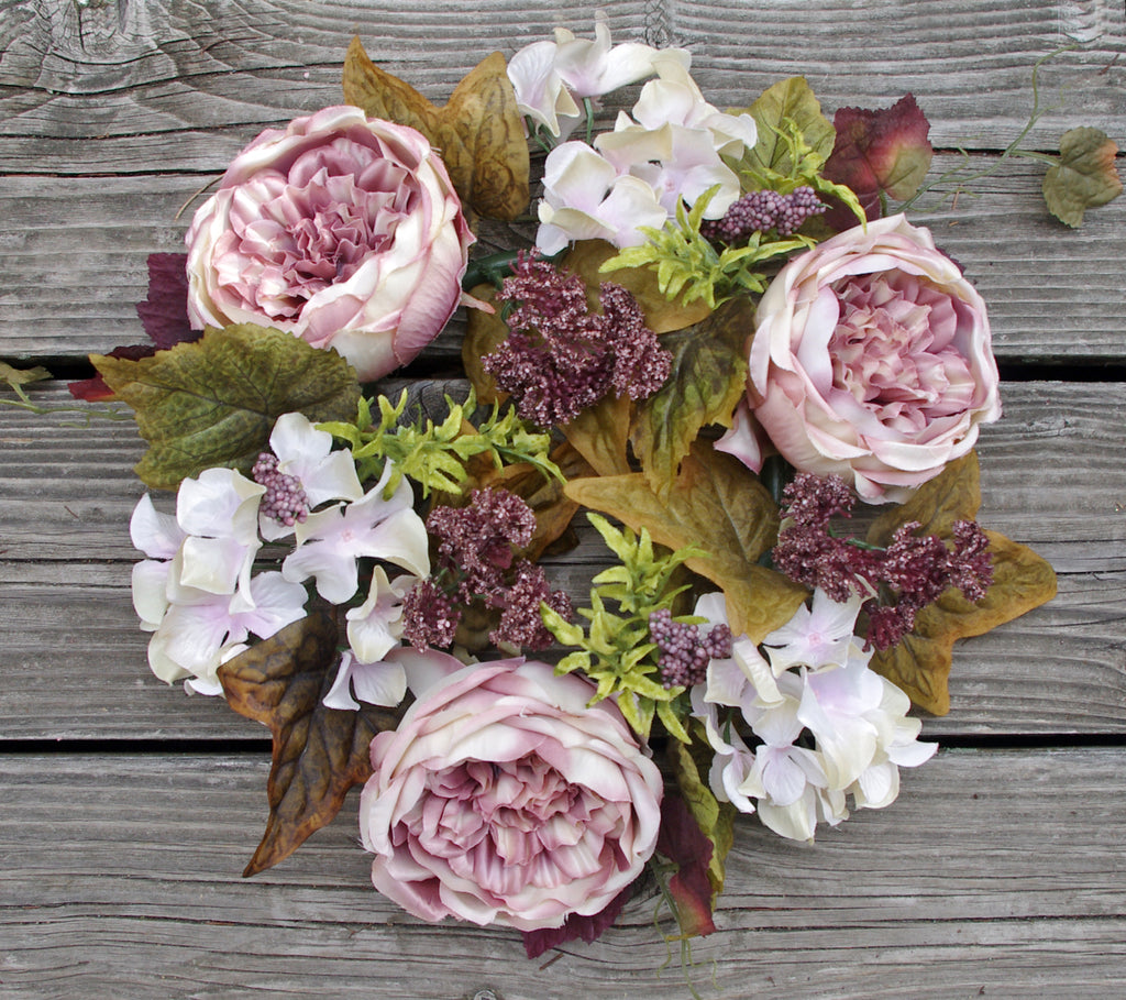 Cabbage Rose Dahlia Hydrangea Berry Candle Ring  Mauve