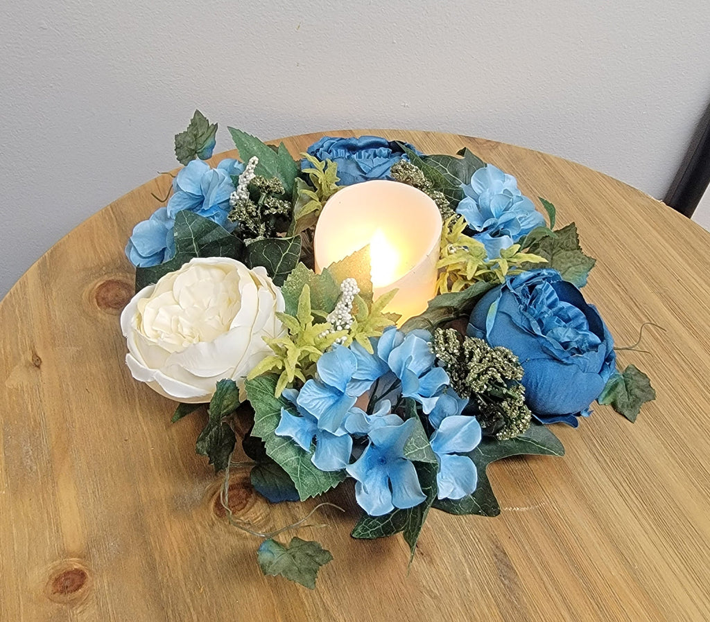 Cabbage Rose Hydrangea Berry Wreath 12" Blue Cream