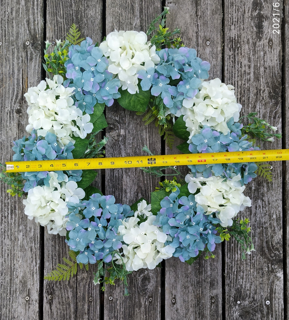 Hydrangea Wreath Blue Cream